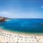Casa Gli Oleandri بيت للعطل كاستيلاّماري ديل غو