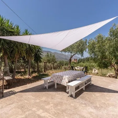 Casa Gli Oleandri Holiday home *
