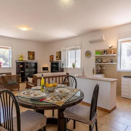 Casa Gli Oleandri Holiday home