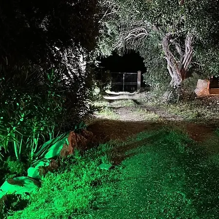 度假居 Casa Gli Oleandri 卡斯泰拉马莱