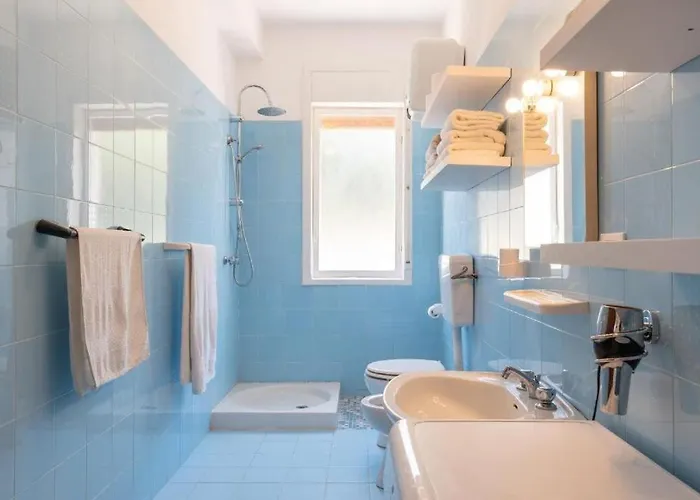 Casa Gli Oleandri 卡斯泰拉马莱